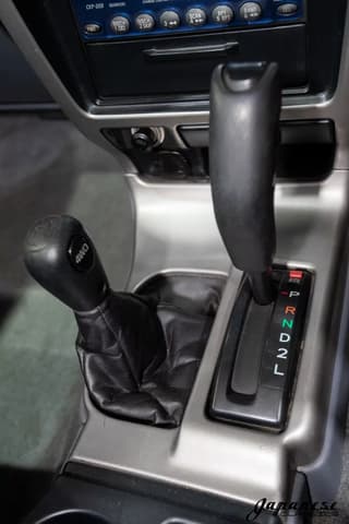 1999 Toyota Hilux Surf JDM car for sale — photo 10 of 25