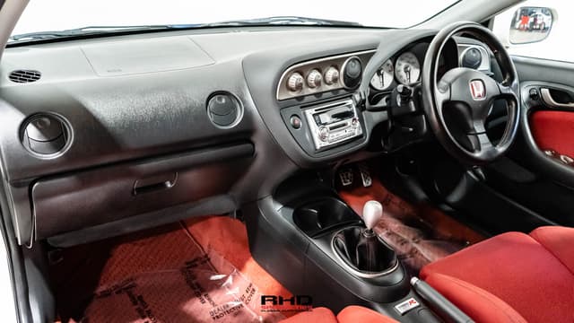 2001 Honda Integra JDM car for sale — photo 19 of 23