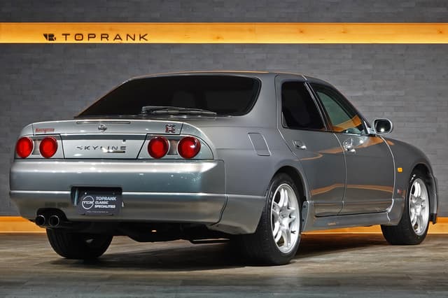 1998 Nissan Skyline JDM car for sale — photo 17 of 25