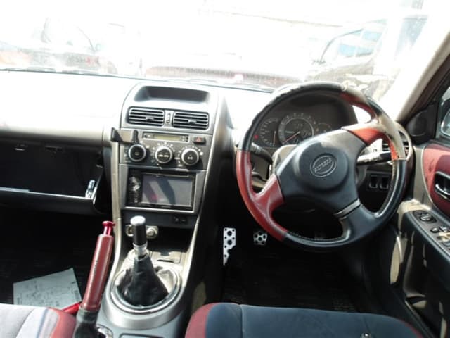2000 Toyota Altezza JDM car for sale — photo 7 of 13