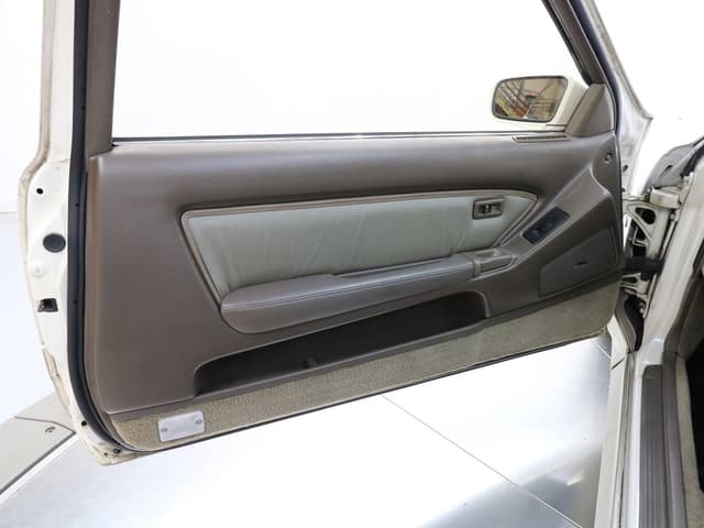 1989 Toyota Soarer JDM car for sale — photo 19 of 25