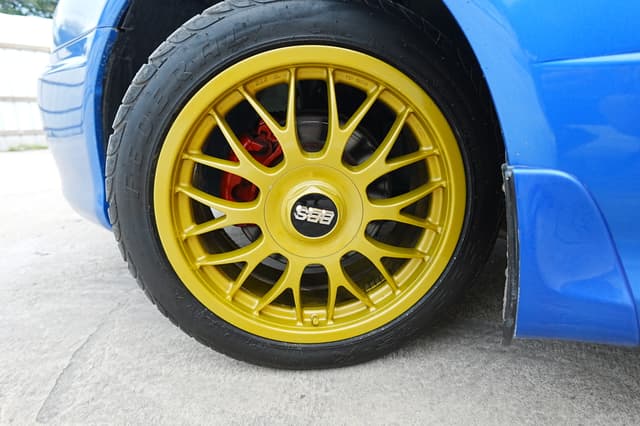 1998 Nissan Skyline JDM car for sale — photo 11 of 13