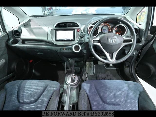 2008 Honda Fit JDM car for sale — photo 3 of 5