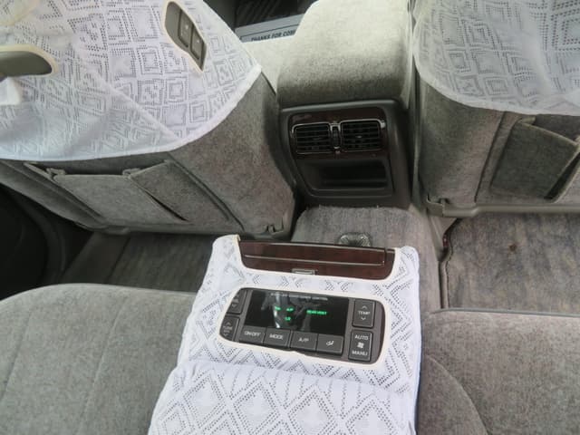 1995 Nissan Cima JDM car for sale — photo 14 of 18
