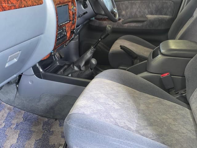 2001 Toyota Land Cruiser Prado JDM car for sale — photo 21 of 25