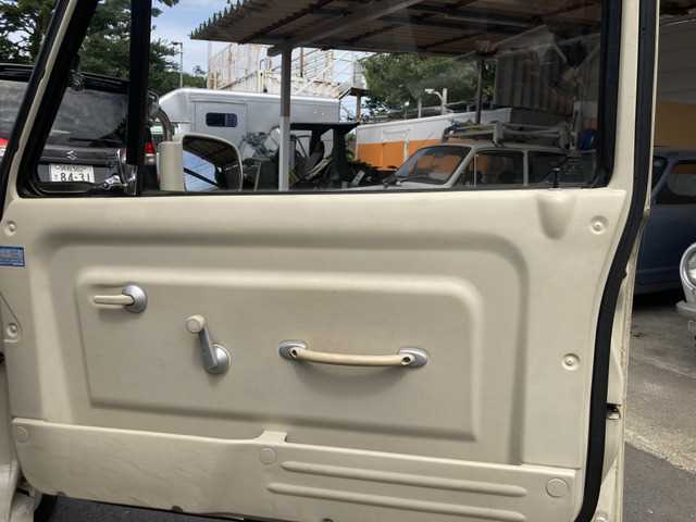 1990 Nissan Pao JDM car for sale — photo 17 of 18