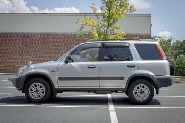 1996 Honda CR-V JDM car for sale — photo 4 of 17