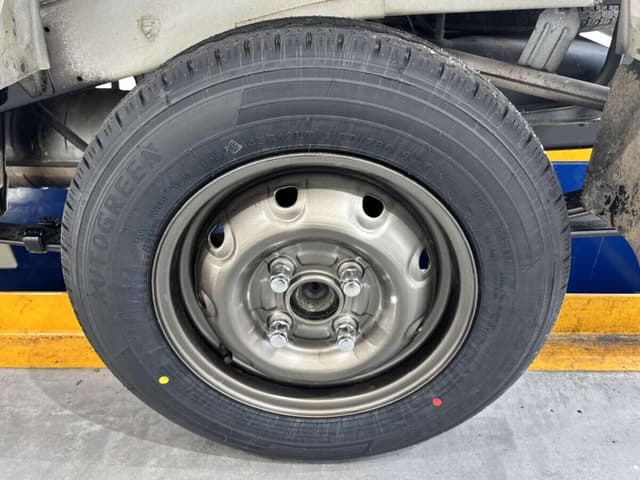 1997 Suzuki Carry JDM car for sale — photo 18 of 25