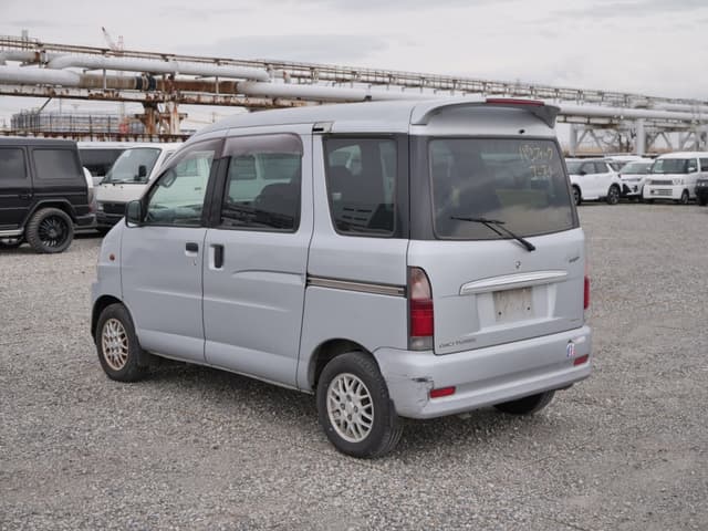 2001 Daihatsu Atrai JDM car for sale — photo 7 of 25