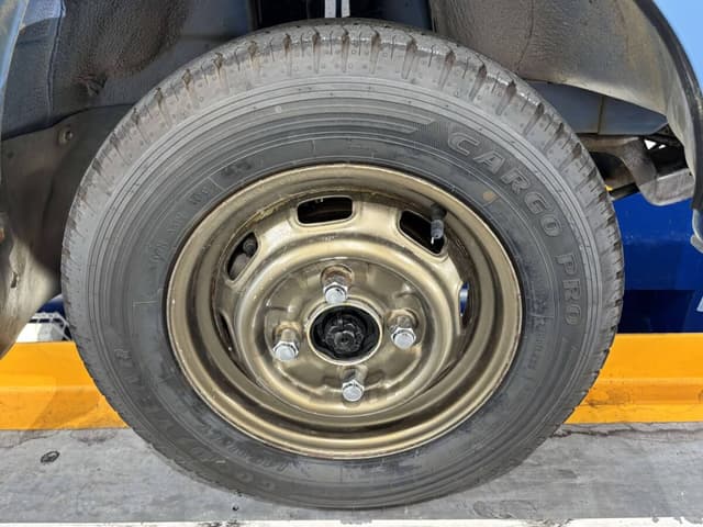 1996 Daihatsu Hijet JDM car for sale — photo 14 of 25