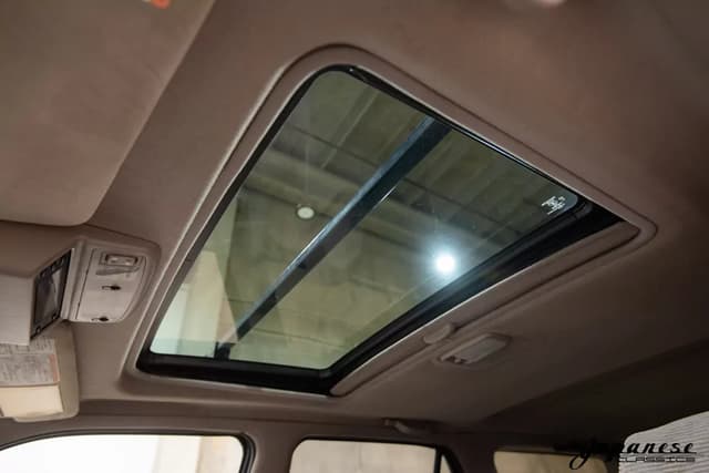 1998 Toyota Hilux JDM car for sale — photo 18 of 25