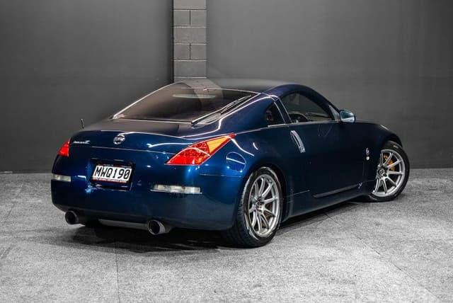 2007 Nissan Fairlady Z JDM car for sale — photo 8 of 15