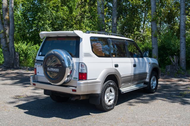 2001 Toyota Land Cruiser Prado JDM car for sale — photo 5 of 15