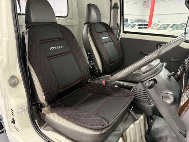 1995 Daihatsu Hijet JDM car for sale — photo 12 of 22