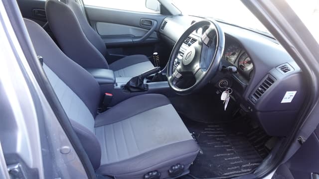 1998 Nissan Skyline JDM car for sale — photo 8 of 12