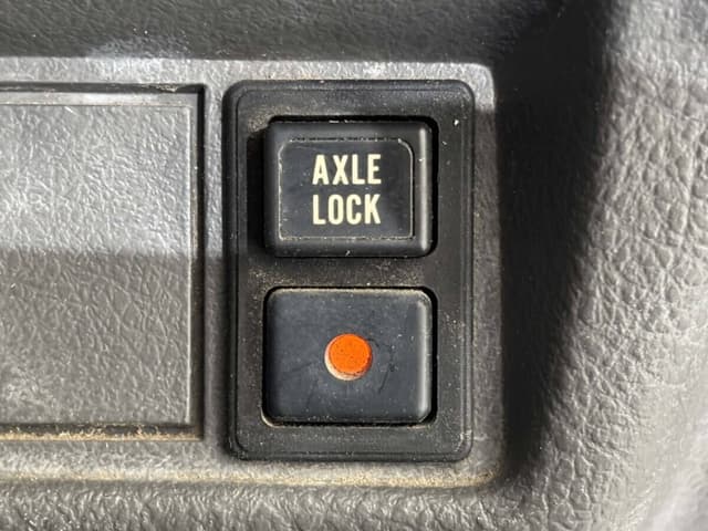 1997 Suzuki Carry JDM car for sale — photo 12 of 25