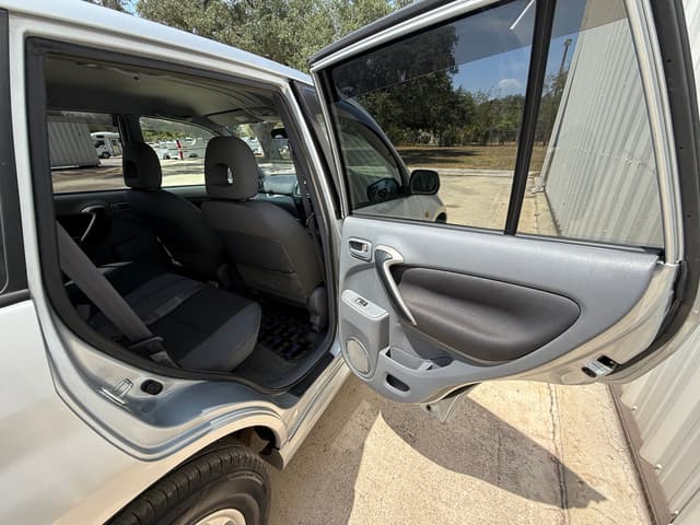 2001 Toyota RAV4 JDM car for sale — photo 17 of 23