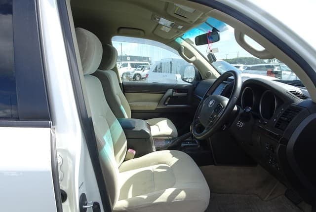 2008 Toyota Land Cruiser JDM car for sale — photo 25 of 25