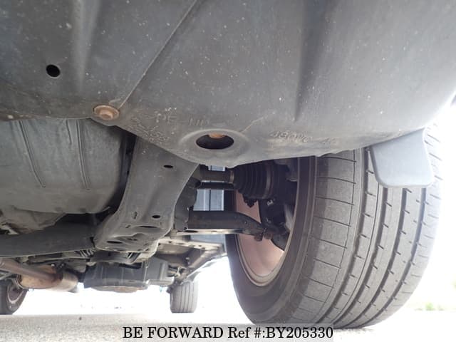 2007 Toyota Harrier JDM car for sale — photo 14 of 25