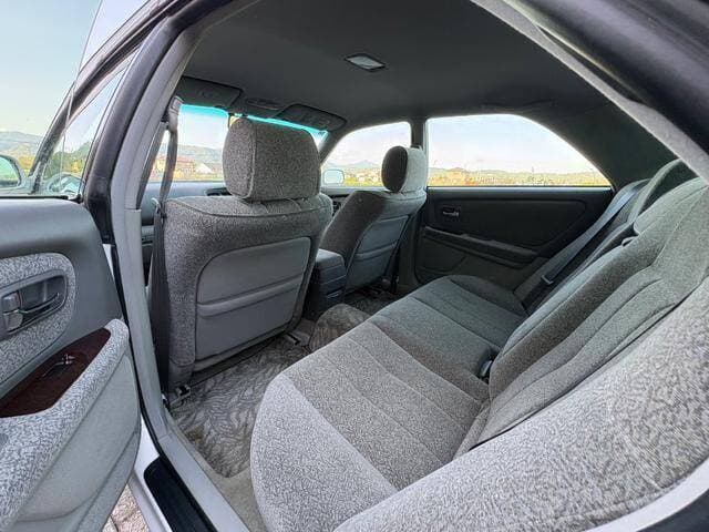 1997 Toyota Mark II JDM car for sale — photo 12 of 20