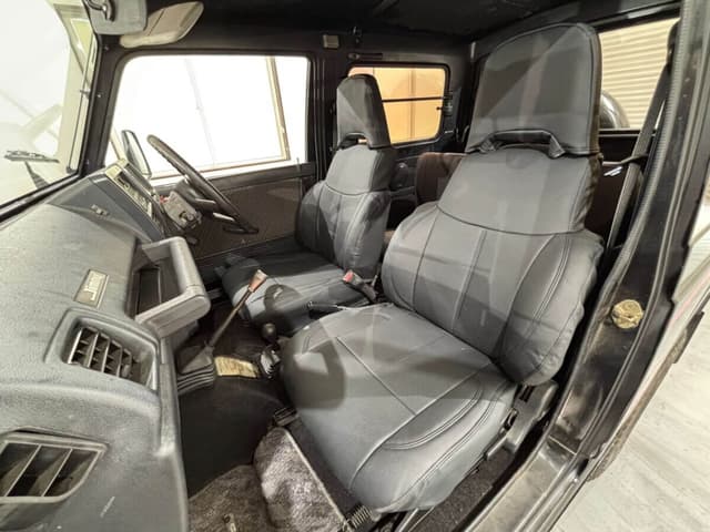 1991 Suzuki Jimny JDM car for sale — photo 10 of 25