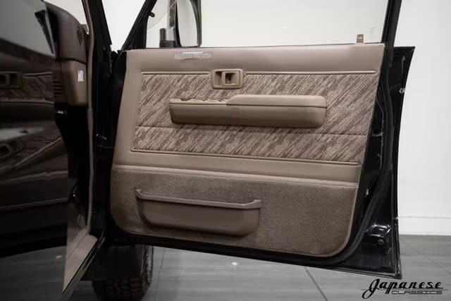 1996 Toyota Land Cruiser JDM car for sale — photo 19 of 25