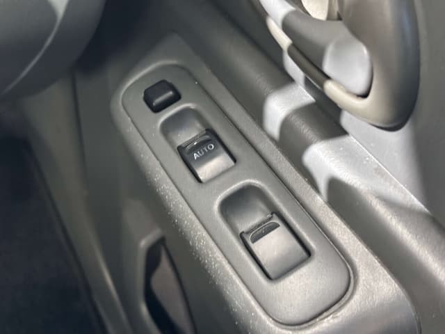 1999 Suzuki Jimny JDM car for sale — photo 18 of 25