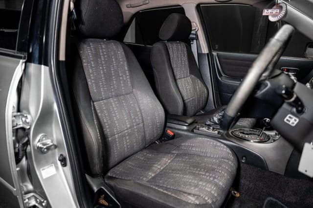 1999 Toyota Altezza JDM car for sale — photo 10 of 17