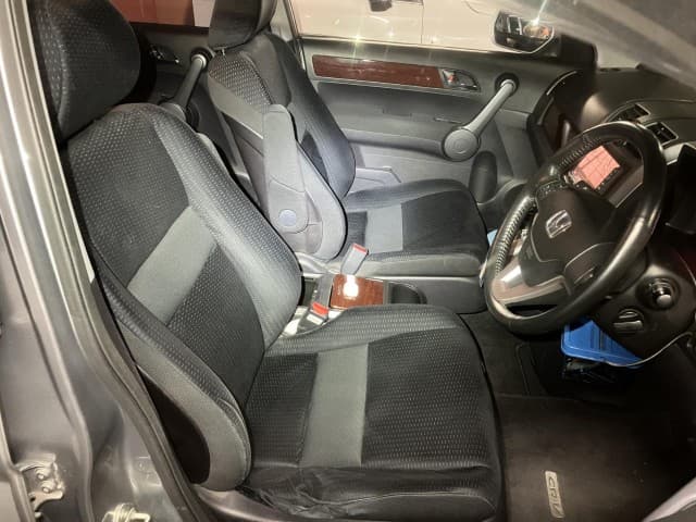 2007 Honda CR-V JDM car for sale — photo 9 of 18