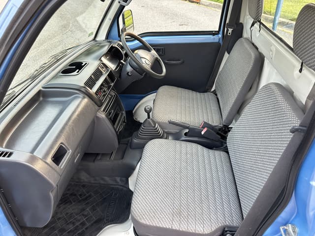 1999 Daihatsu Hijet JDM car for sale — photo 16 of 19