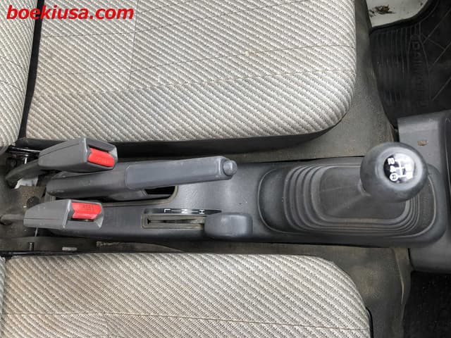 1997 Daihatsu Hijet JDM car for sale — photo 15 of 24
