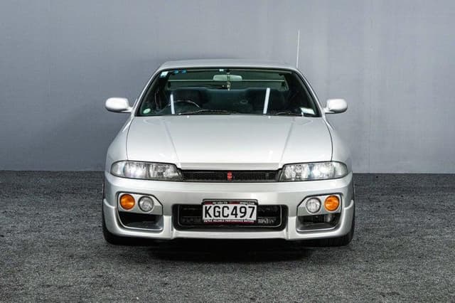 1996 Nissan Skyline JDM car for sale — photo 6 of 19
