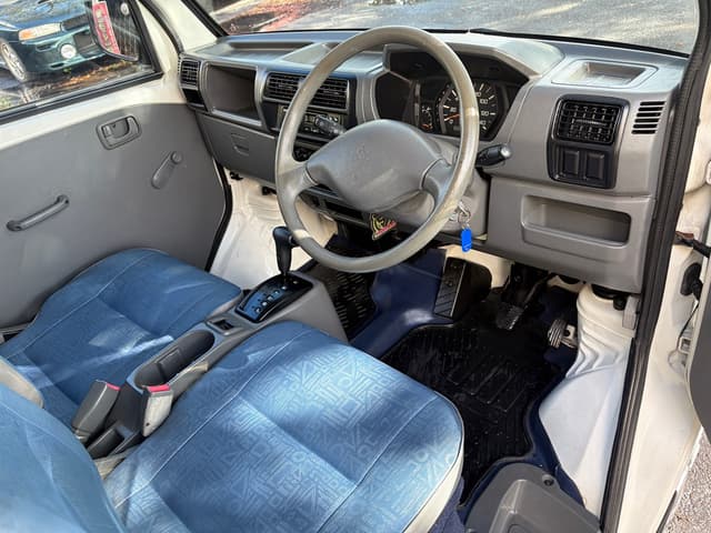 1999 Mitsubishi Minicab JDM car for sale — photo 10 of 19
