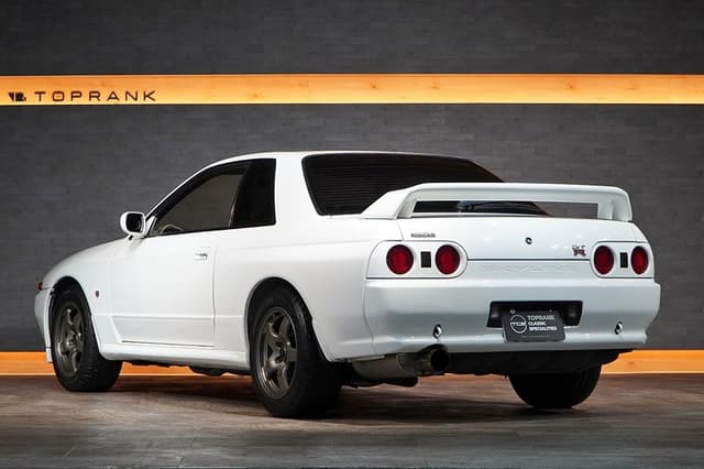 1993 Nissan Skyline JDM car for sale — photo 6 of 25