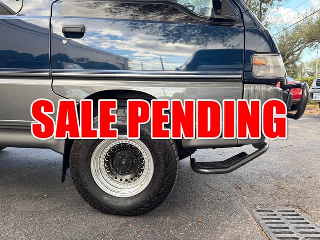 1996 Mitsubishi Delica JDM car for sale — photo 9 of 24