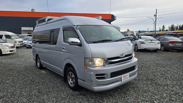 2007 Toyota HiAce JDM car for sale — photo 3 of 21