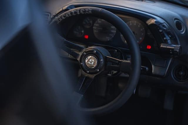 1992 Nissan Skyline JDM car for sale — photo 19 of 20