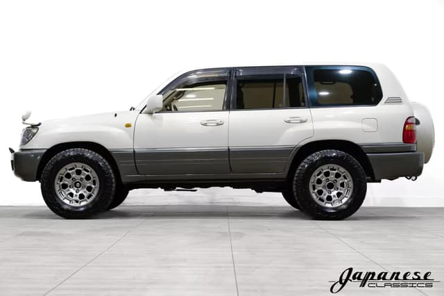 1998 Toyota Land Cruiser JDM car for sale — photo 4 of 25