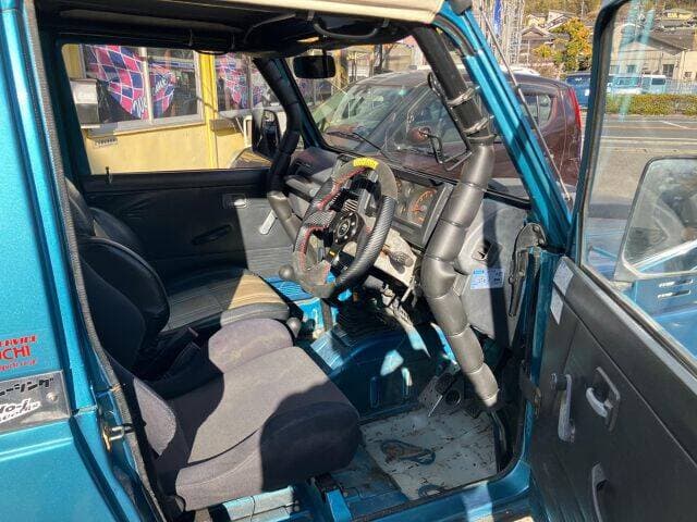 1992 Suzuki Jimny JDM car for sale — photo 3 of 12