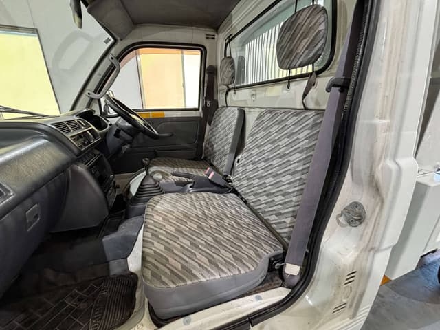 2001 Daihatsu Hijet JDM car for sale — photo 14 of 25