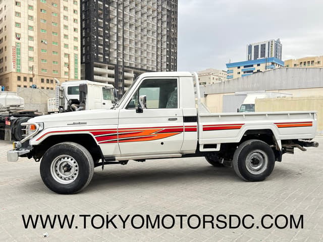 2001 Toyota Land Cruiser JDM car for sale — photo 3 of 3