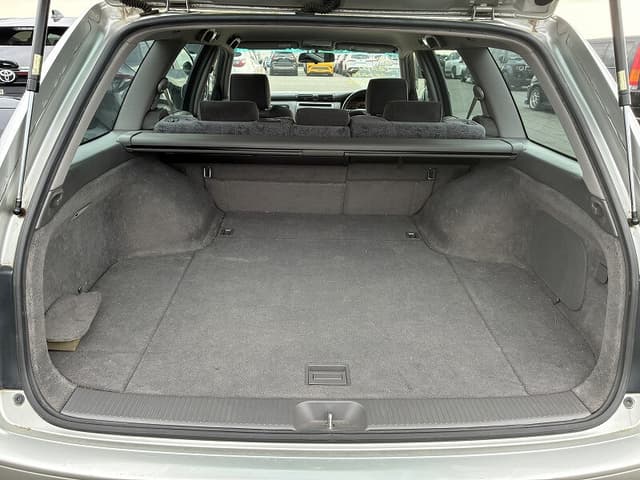 2000 Toyota Crown JDM car for sale — photo 5 of 6