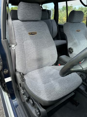 1995 Mitsubishi Pajero JDM car for sale — photo 14 of 26