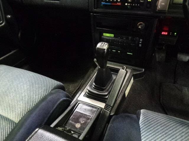 1987 Nissan Skyline JDM car for sale — photo 6 of 12