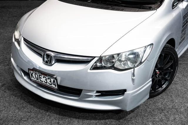 2006 Honda Civic JDM car for sale — photo 2 of 17