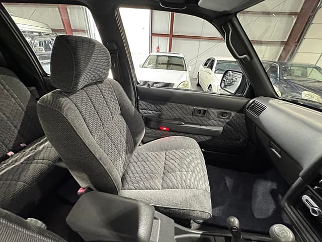 1994 Toyota Hilux JDM car for sale — photo 16 of 25