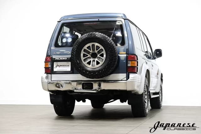 1991 Mitsubishi Pajero JDM car for sale — photo 6 of 25