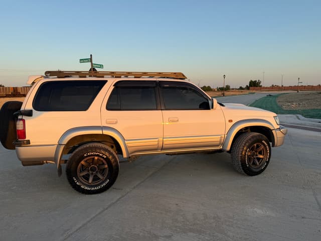 1999 Toyota Hilux Surf JDM car for sale — photo 11 of 25
