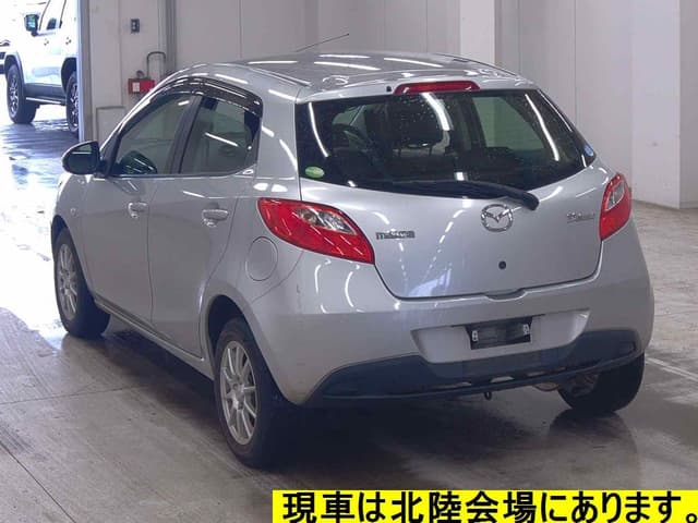 2009 Mazda Demio JDM car for sale — photo 5 of 6