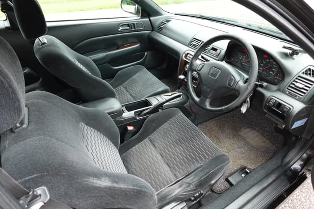 1996 Honda Prelude JDM car for sale — photo 14 of 18
